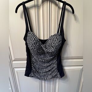 LaBlanca black and white Tankini Top. Size 16 no tags